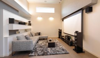 これからホームシアターを始めたい方は必見！<br>ノウハウが詰まったリビングシアターの傑作集