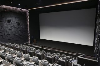 坂本龍一監修の独自サウンドシステム<br>「１０９シネマズプレミアム新宿」GW上映作品は？