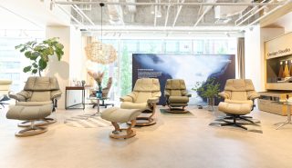 Stresslessから電動リクライニング登場！<br>リモートワークにお薦めの復刻モデルも