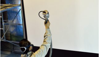 キクチ科学「Dressty 4K G2」8K／HDR推奨スクリーンとして待望の次世代モデルが登場